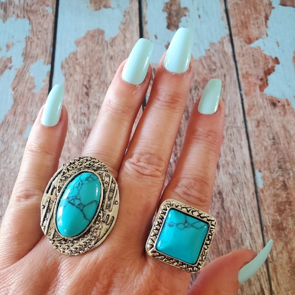 2/$20🌼  Turquoise Silvertone Rings Adjustable #3 - Picture 6 of 6